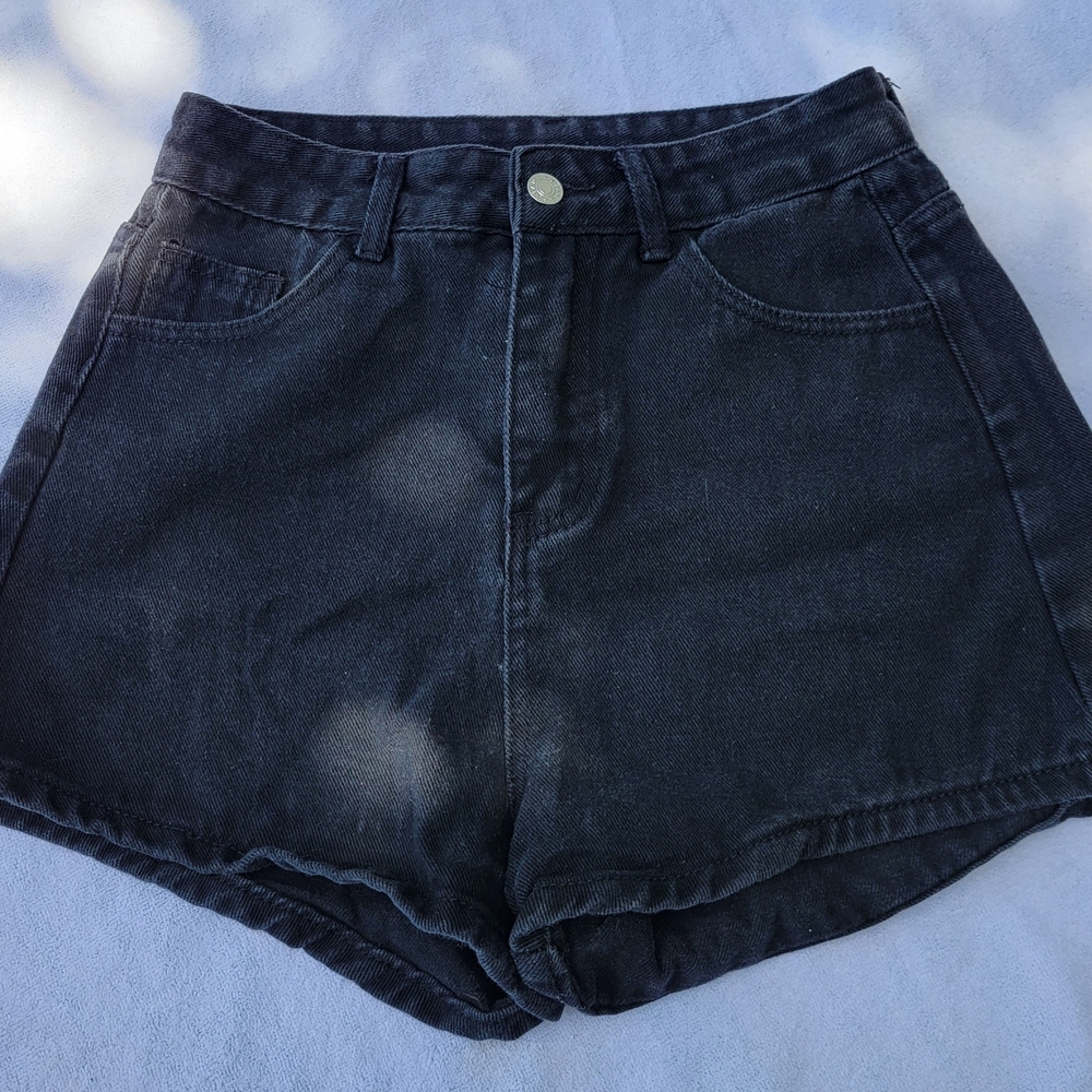 SHEIN Black High Waist Shorts